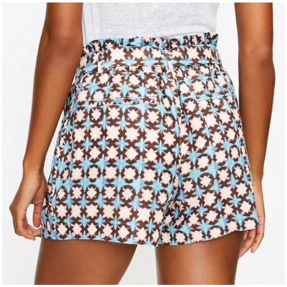 New NWOT Loft Paper Bag Pull On Shorts Sun Washed Floral Linen Blend Size Small - Picture 3 of 10